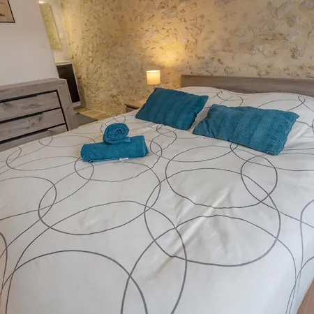 Casa vacanze Festiv'mans72 - Le Four à Pain - Parking - Wifi - Circuit Des 24h Du Mans à 7 Min *