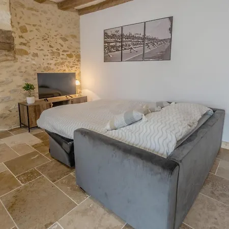 Casa vacanze Festiv'mans72 - Le Four à Pain - Parking - Wifi - Circuit Des 24h Du Mans à 7 Min